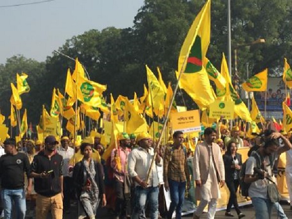 माफ कीजिएगा! हमारे इस मार्च से आपको परेशानी हुई होगी'