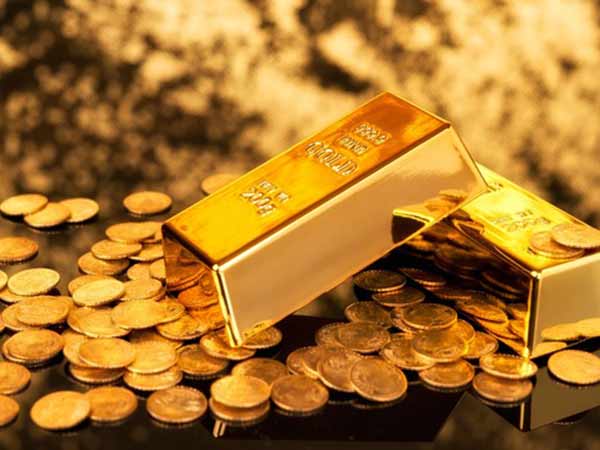 Gold price: Gold rate fall on Monday,Silver Price Fall By Rs 150, Know Todays Price Gold price: Gold rate fall on Monday,Silver Price Fall By Rs 150, Know Todays Price