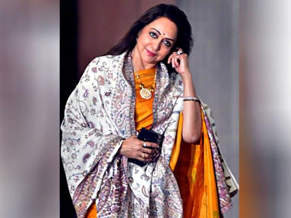 'आपके शहर में बसंती तांगेवाली...'