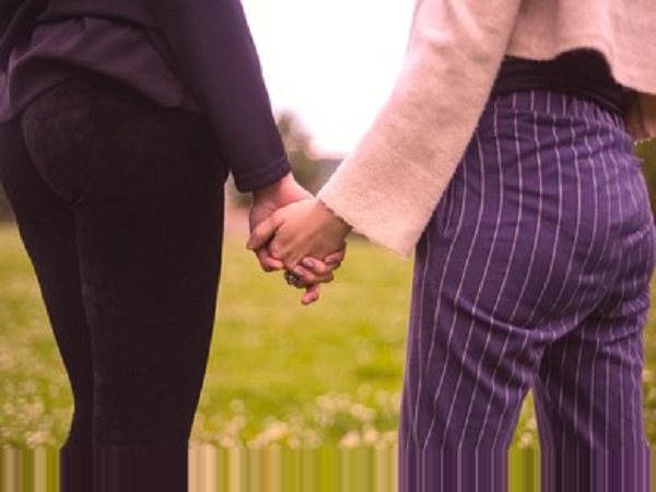 two minor girls run-away from school after fallen love two minor girls run-away from school after fallen love