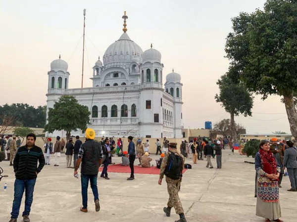 बायोमीट्रिक चेक्स अपनाएगा पाकिस्तान