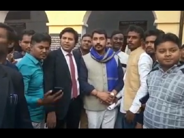 अयोध्या, भीम आर्मी चीफ चंद्रशेखर, भीम आर्मी, चंद्रशेखर उर्फ रावण, भाजपा सरकार, बसपा, बसपा सुप्रीमो मायावती, मायावती , रावण, बीजेपी, ओबीसी, एसटी-एससी, लोकसभा चुनाव, अयोध्या धर्म सभा, विश्व हिंदू परिषद, अयोध्या, फैजाबाद, Uddhav Thackeray, dharma sabha in ayodhya, अयोध्या में धर्मसभा, Ayodhya, Bhima Army Chief Chandrashekhar, Bhim Army, Chandrashekhar alias Ravana, BJP Government, BSP, BSP supremo Mayawati, Mayawati अयोध्या, भीम आर्मी चीफ चंद्रशेखर, भीम आर्मी, चंद्रशेखर उर्फ रावण, भाजपा सरकार, बसपा, बसपा सुप्रीमो मायावती, मायावती , रावण, बीजेपी, ओबीसी, एसटी-एससी, लोकसभा चुनाव, अयोध्या धर्म सभा, विश्व हिंदू परिषद, अयोध्या, फैजाबाद, Uddhav Thackeray, dharma sabha in ayodhya, अयोध्या में धर्मसभा, Ayodhya, Bhima Army Chief Chandrashekhar, Bhim Army, Chandrashekhar alias Ravana, BJP Government, BSP, BSP supremo Mayawati, Mayawati
