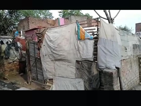 शाहजहांपुर, उत्तर प्रदेश, जलालाबाद, प्रधानमंत्री आवास योजना, घोटाला, Shahjahanpur, Uttar Pradesh, Jalalabad, Prime Ministers housing scheme, scam, crime, Pradhan Mantri Awas Yojana, शाहजहांपुर, उत्तर प्रदेश, जलालाबाद, प्रधानमंत्री आवास योजना, घोटाला, Shahjahanpur, Uttar Pradesh, Jalalabad, Prime Ministers housing scheme, scam, crime, Pradhan Mantri Awas Yojana,