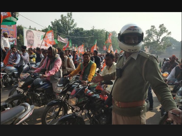 कमल संदेश यात्रा, BJP, BJP Kamal sandesh yatra, uttar pradesh, उत्तर प्रदेश, लोकसभा चुनाव, बीजेपी, भाजपा, बाइक रैली, political parties, politics कमल संदेश यात्रा, BJP, BJP Kamal sandesh yatra, uttar pradesh, उत्तर प्रदेश, लोकसभा चुनाव, बीजेपी, भाजपा, बाइक रैली, political parties, politics