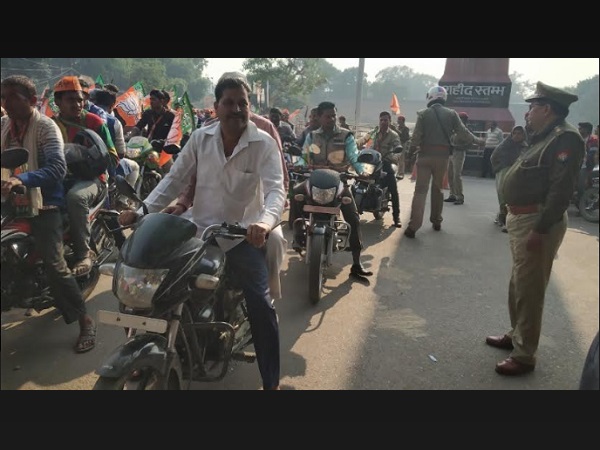 कमल संदेश यात्रा, BJP, BJP Kamal sandesh yatra, uttar pradesh, उत्तर प्रदेश, लोकसभा चुनाव, बीजेपी, भाजपा, बाइक रैली, political parties, politics कमल संदेश यात्रा, BJP, BJP Kamal sandesh yatra, uttar pradesh, उत्तर प्रदेश, लोकसभा चुनाव, बीजेपी, भाजपा, बाइक रैली, political parties, politics
