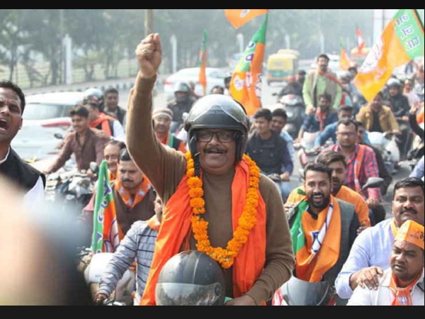CM Yogi Adityanath start bjp kamal sandesh Yatra - Varanasi CM Yogi Adityanath start bjp kamal sandesh Yatra - Varanasi