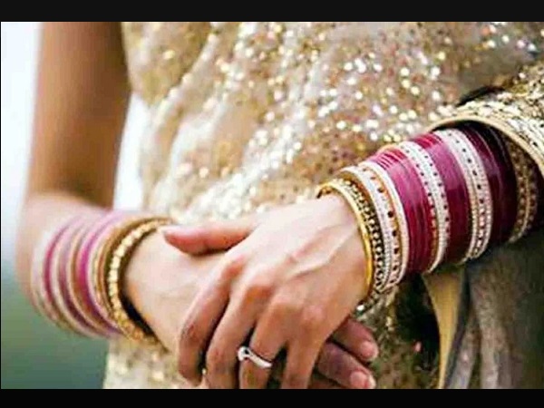 Marriage, unique marriage, marriage function, marriage cases, groom missing before marriage, bride and grrom, azamgarh marriage, marriage in azamgarh, azamgarh Marriage, unique marriage, marriage function, marriage cases, groom missing before marriage, bride and grrom, azamgarh marriage, marriage in azamgarh, azamgarh