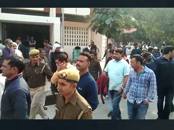 8 साल बाद आया फैसला, अदालत ने सुनाई 7 को फांसी 8 साल बाद आया फैसला, अदालत ने सुनाई 7 को फांसी