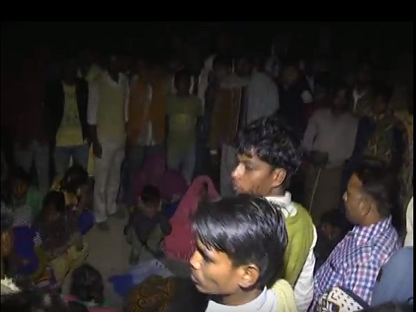 किसान, सिपाही, फर्रुखाबाद, उत्तर प्रदेश, Farrukhabad, uttar pradesh police, crime, murder किसान, सिपाही, फर्रुखाबाद, उत्तर प्रदेश, Farrukhabad, uttar pradesh police, crime, murder