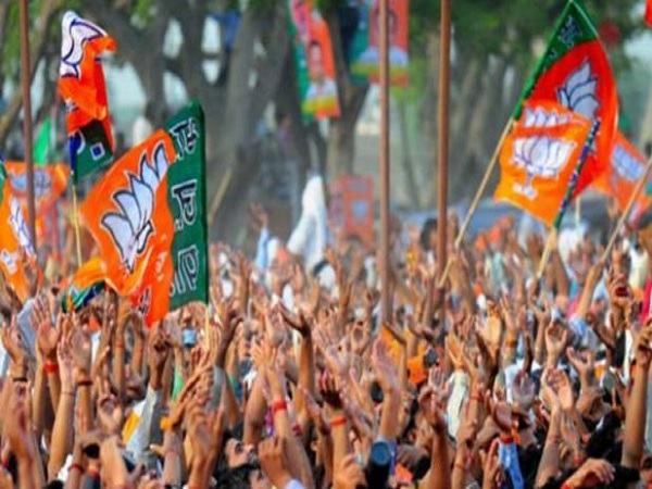 यूपी: मोदी के संसदीय क्षेत्र वाराणसी में भाजपा ने बाइक रैली का किया आयोजन, सीएम योगी होंगे शामिल यूपी: मोदी के संसदीय क्षेत्र वाराणसी में भाजपा ने बाइक रैली का किया आयोजन, सीएम योगी होंगे शामिल