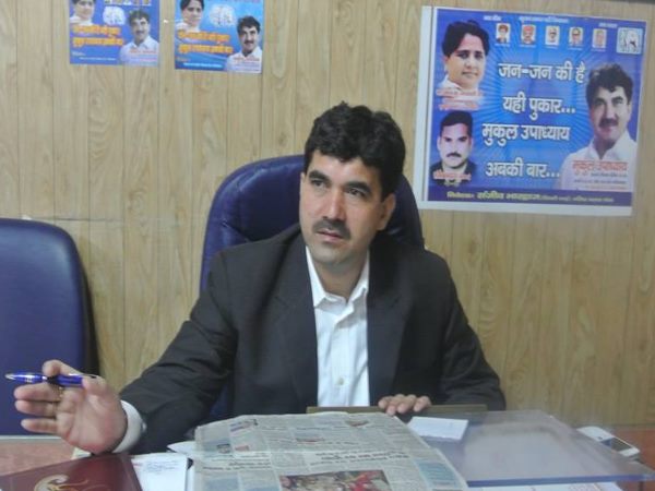 'भाभी सीमा को चुनाव लड़ाना चाहते हैं रामवीर'
