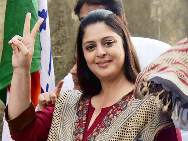 धार के बदनवार में कांग्रेस उम्मीदवार के लिए किया चुनाव प्रचार