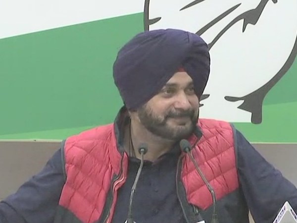 Navjot Singh Sidhu congress bilaspur narendra modi pakistan army chief godhra riots rafale deal Navjot Singh Sidhu congress bilaspur narendra modi pakistan army chief godhra riots rafale deal 