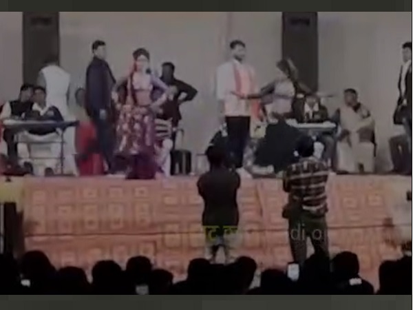 छठपूजा में सुने जाते हैं ऐसे गीत