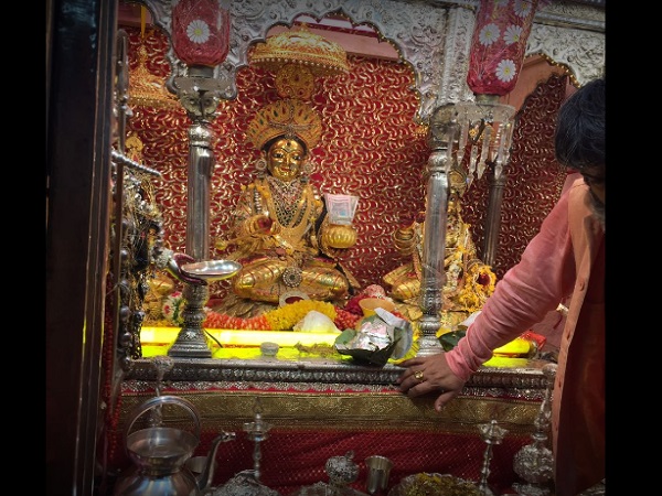 मंगला आरती के बाद खुलता है कपाट