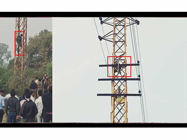 husband with his baby climbs on the tower seeks to call her wife in agra husband with his baby climbs on the tower seeks to call her wife in agra