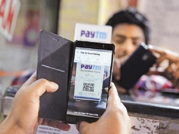 Paytm बंद होने की शिकायत कर ठगे 35000