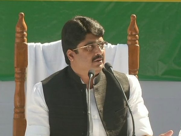 सियासी पारी की सिल्वर जुबली पूरी कर रहे हैं राजा भैया