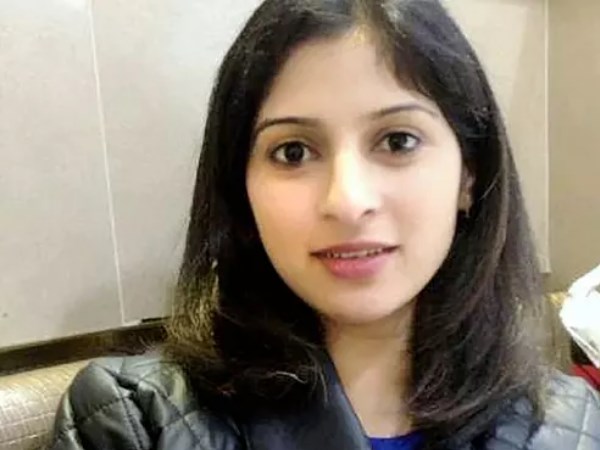 Man charged after crossbow death of pregnant woman in east London Man charged after crossbow death of pregnant woman in east London