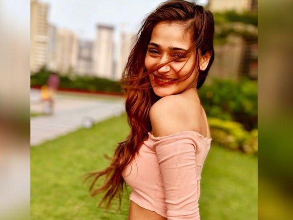 न्यूड वीडियो पर मचा बवाल