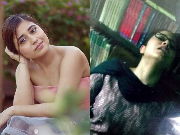 लाइब्रेरी के कोने में पसीने से तरबतर श्वेता त्रिपाठी