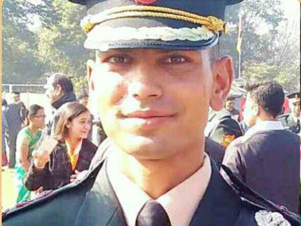 अब्बास ने ही मारा था लेफ्टिनेंट फयाज को