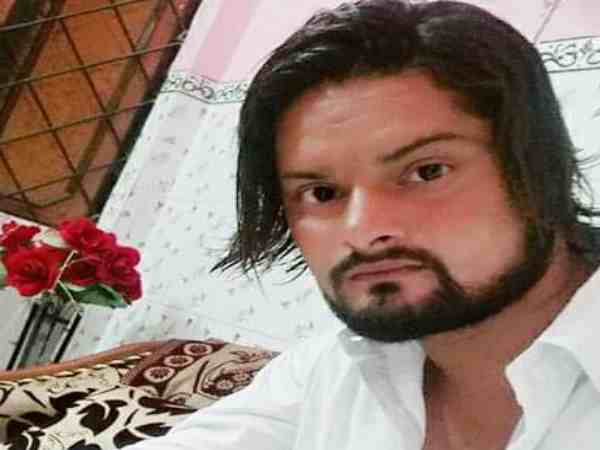 यूपी: दबंग के बेटे से प्रेम-प्रसंग चलाना युवती को पड़ा महंगा, पिछले कई दिनों से लापता है प्रेमिका यूपी: दबंग के बेटे से प्रेम-प्रसंग चलाना युवती को पड़ा महंगा, पिछले कई दिनों से लापता है प्रेमिका