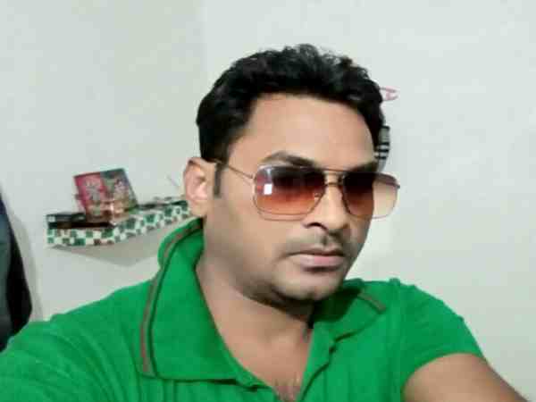 यूपी: पत्नी ने महिला आयोग की सदस्या के सामने लगाई गुहार, कहा- मुझे मुजरिमों की तरह मारता है मेरा पति यूपी: पत्नी ने महिला आयोग की सदस्या के सामने लगाई गुहार, कहा- मुझे मुजरिमों की तरह मारता है मेरा पति