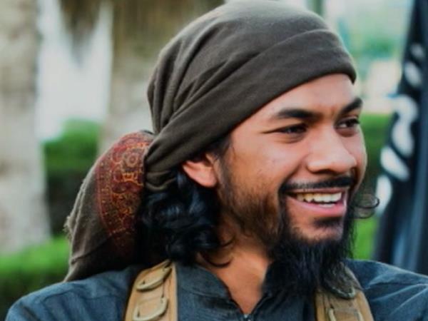 अभी कहा है नील?