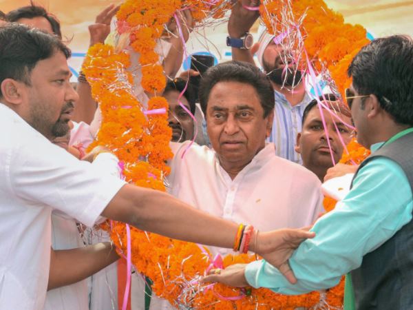 मध्य प्रदेश के किसानों को नए साल में मिल सकता है कर्जमाफी का तोहफा, बनाया गया रोडमैप मध्य प्रदेश के किसानों को नए साल में मिल सकता है कर्जमाफी का तोहफा, बनाया गया रोडमैप