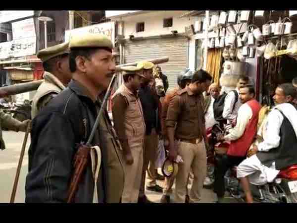 babri masjid demolition 26 anniversary heavy police force deployed in ayodhya babri masjid demolition 26 anniversary heavy police force deployed in ayodhya