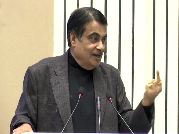 Nitin Gadkari recalls jawaharlal nehrus speech at function Nitin Gadkari recalls jawaharlal nehrus speech at function