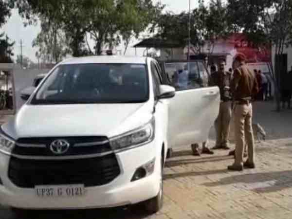हापुड़ : गन्ने के खेत में पड़ा मिला युवक और युवती का शव, 1 दिसंबर से थे लापता हापुड़ : गन्ने के खेत में पड़ा मिला युवक और युवती का शव, 1 दिसंबर से थे लापता