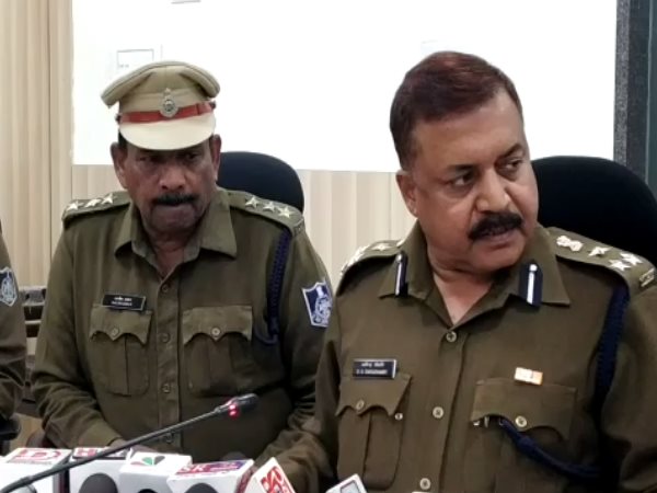 25 दिसंबर को वाटर पार्क में बुलाया