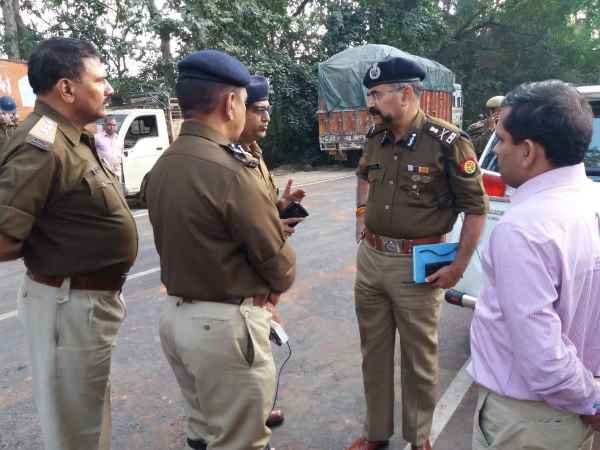 सुमित का नाम एफआईआर से हटाने की मांग