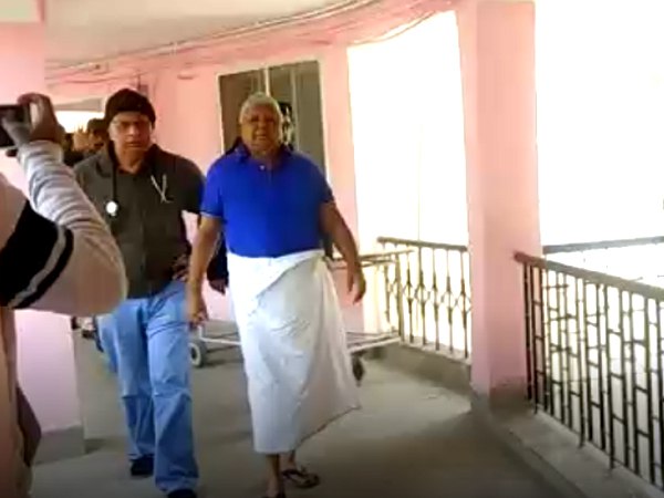 Tejashwi Yadav, Upendra Kushwaha Meet Lalu Yadav Over Bihar Seat Sharing Tejashwi Yadav, Upendra Kushwaha Meet Lalu Yadav Over Bihar Seat Sharing