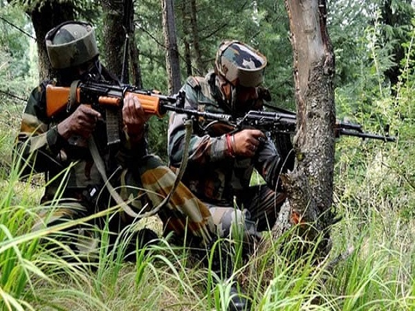 jammu and kashmir: ceasefire violation by Pakistan in Uri sector of Baramulla jammu and kashmir: ceasefire violation by Pakistan in Uri sector of Baramulla