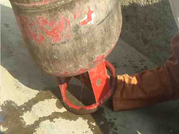 पीएम उज्ज्वला योजना के तहत बटें थे सिलेंडर