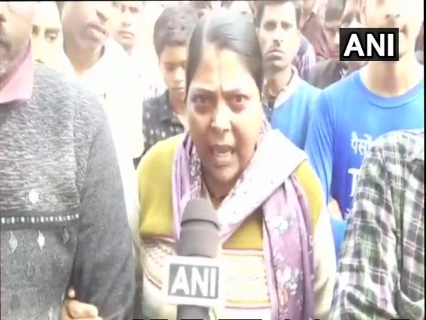 bulandshahr violence: sister of inspector sobodh says, killing of his brother is a conspiracy bulandshahr violence: sister of inspector sobodh says, killing of his brother is a conspiracy