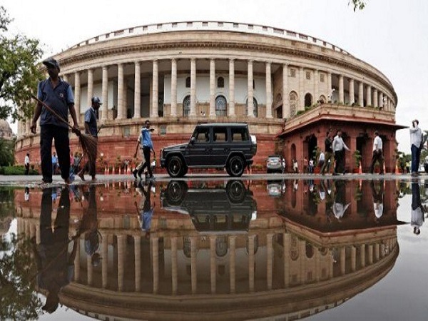 'देश का विकास प्रभावित हो रहा है'