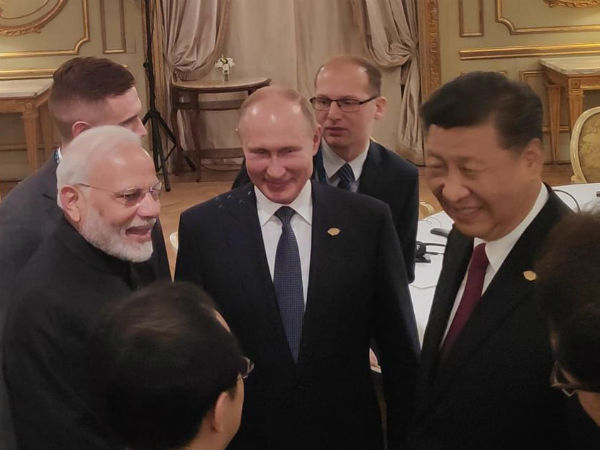 पिछले वर्ष मिले थे विदेश मंत्री