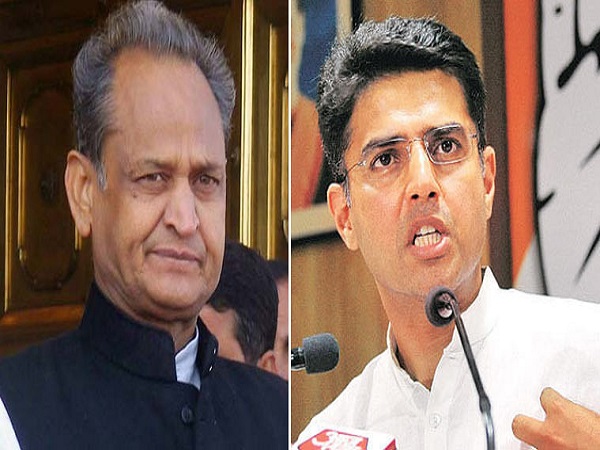 जादूगर अशोक गहलोत की कमजोरी और खूबियां