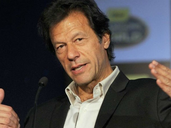 Pakistan PM Imran Khan meets pro-Khalistan leader Gopal Chawla before Kartarpur corridor talks Pakistan PM Imran Khan meets pro-Khalistan leader Gopal Chawla before Kartarpur corridor talks