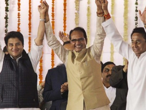 गिले-शिकवे मिटा कमलनाथ से मिले शिवराज
