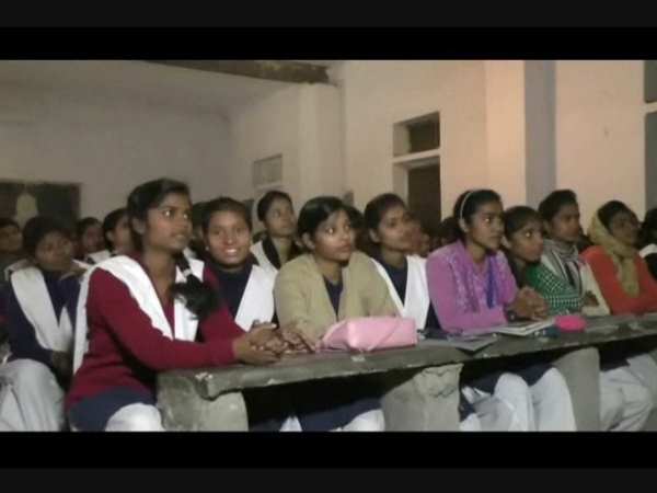 self defence tactics to five thousand girls by up police woman in mau up self defence tactics to five thousand girls by up police woman in mau up