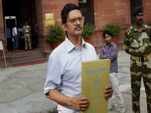 यूपी: IPS अधिकारी अमिताभ ठाकुर ने की डीजी पुलिस को हटाने की मांग, जानिए वजह यूपी: IPS अधिकारी अमिताभ ठाकुर ने की डीजी पुलिस को हटाने की मांग, जानिए वजह