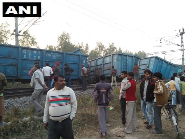 5 ट्रेंने रद्द की गई