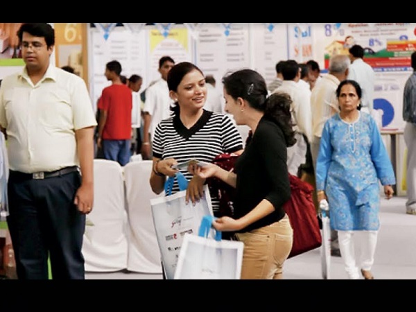 Gujarat RERA : Record stamp duty earning deflates slump claims Gujarat RERA : Record stamp duty earning deflates slump claims