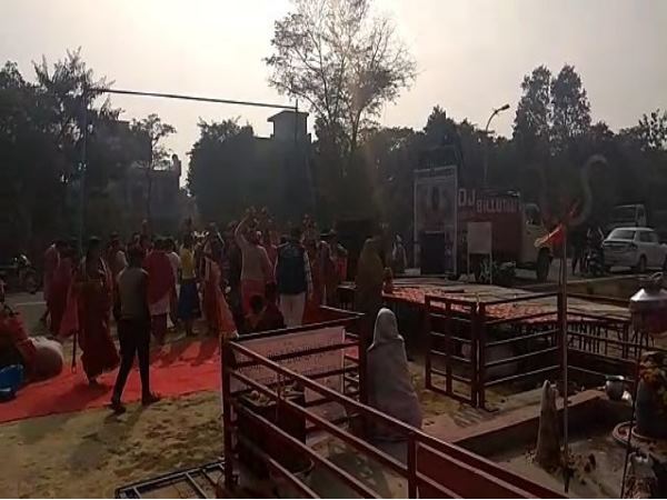 after namaz issue in park illegal pandal of katha puja has been removed from greater noida ground after namaz issue in park illegal pandal of katha puja has been removed from greater noida ground