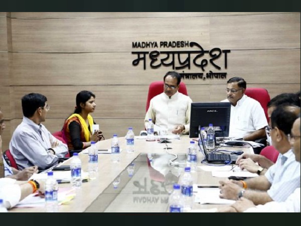 CM शिवराज, कैबिनेट, कर्जे का फैसला, चुनाव परिणाम, भोपाल, मध्य प्रदेश, विधानसभा चुनाव, नई सरकार, मुख्यमंत्री, शिवराज सिंह चौहान, Madhya Pradesh Assembly Elections 2018, मध्य प्रदेश विधानसभा चुनाव 2018, assembly elections 2018, विधानसभा चुनाव 2018, bhopal CM शिवराज, कैबिनेट, कर्जे का फैसला, चुनाव परिणाम, भोपाल, मध्य प्रदेश, विधानसभा चुनाव, नई सरकार, मुख्यमंत्री, शिवराज सिंह चौहान, Madhya Pradesh Assembly Elections 2018, मध्य प्रदेश विधानसभा चुनाव 2018, assembly elections 2018, विधानसभा चुनाव 2018, bhopal